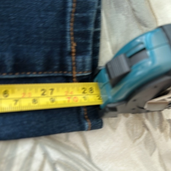 INC Jeans 8 Petite - Picture 9 of 9